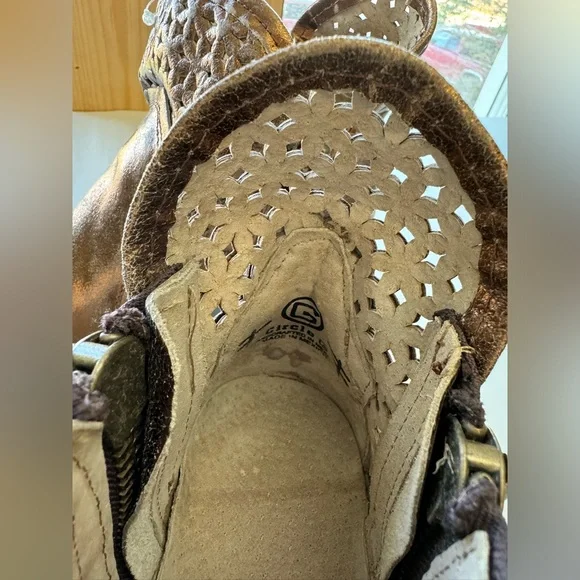 Circle G Copper Cut Out Round Toe Western Boots - Picture 3 of 6